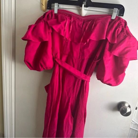 Club Monaco women’s bright pink size 2 off shoulder ruffle top jumpsuit - Picture 6 of 8